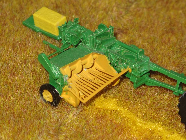 John Deere presse.JPG