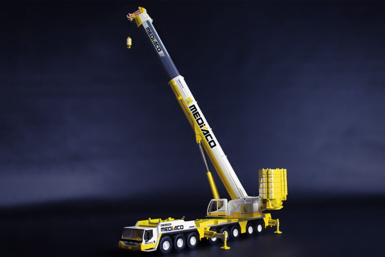 IMC-Models-32-0153-Mediaco-LIEBHERR-LTM-1450-8.1-website-6-1-2022-768x512.jpg