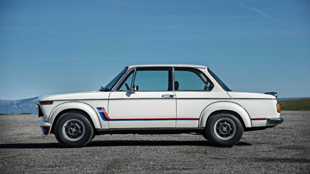 bmw-2002-turbo-1974-8.jpg