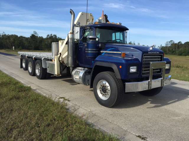 MACK RD688S-101.jpg