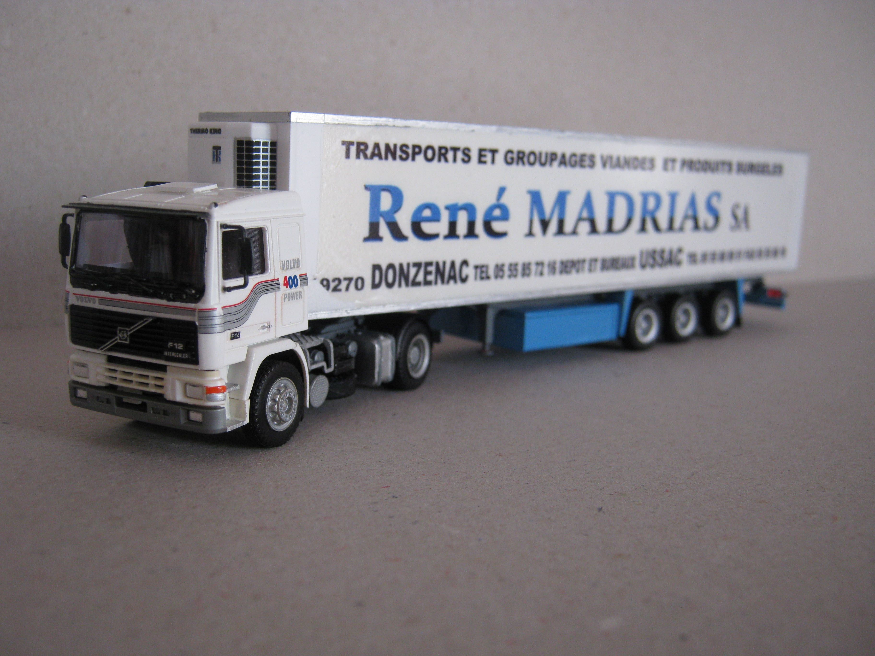 DEFIOLLE Madrias Volvo F12.jpg