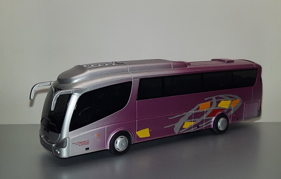 Bus 02.jpg