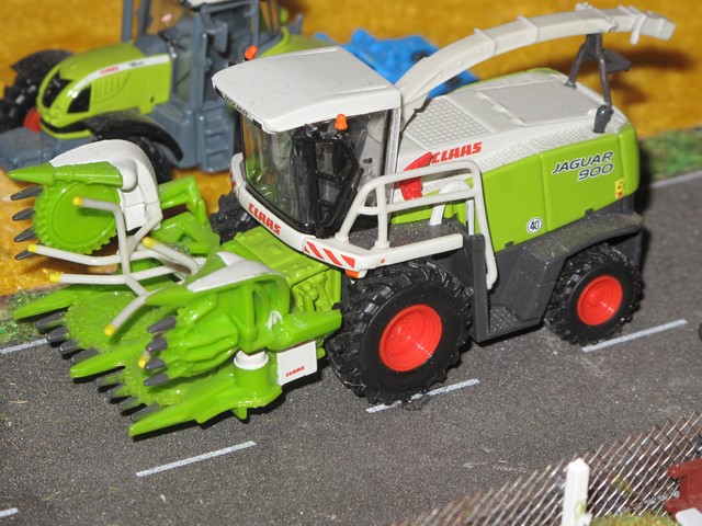 Claas Jaguar 900..JPG