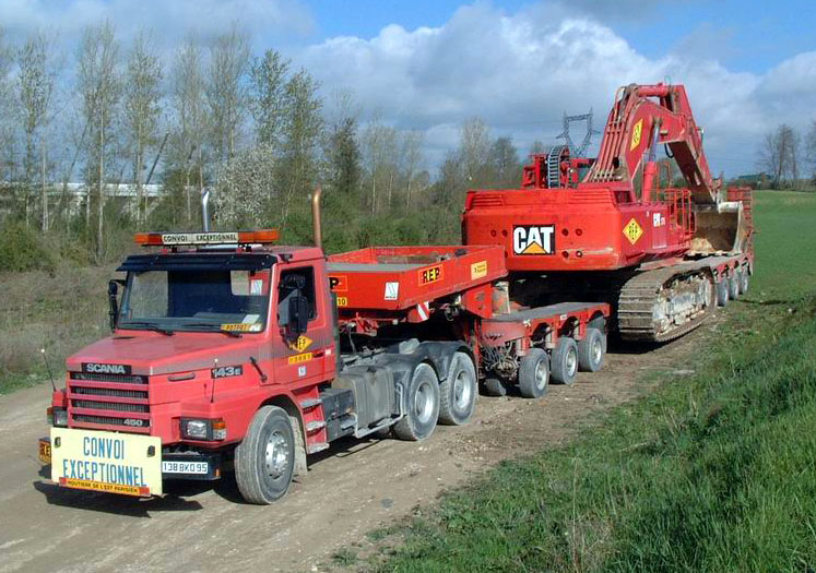 Transports d'engins T.P  de la R.E.P 17.jpg