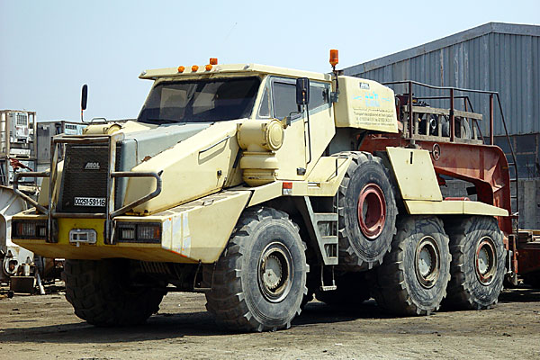 mol20truck.jpg