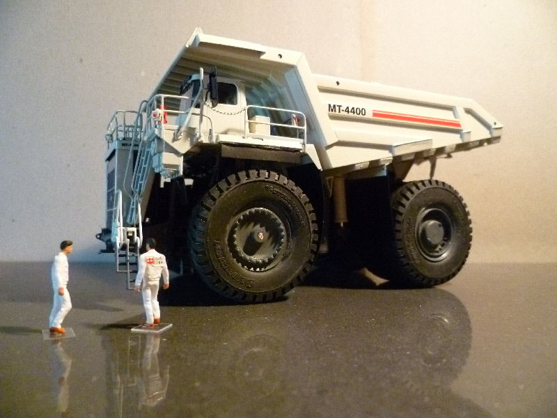 mt4400  OHS.jpg