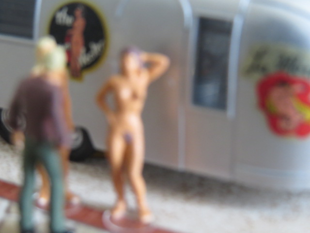 006.JPG