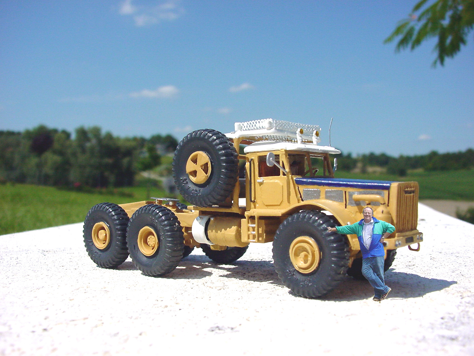 WILLEME W8 SAT à Allemans, 2001+JS.jpg