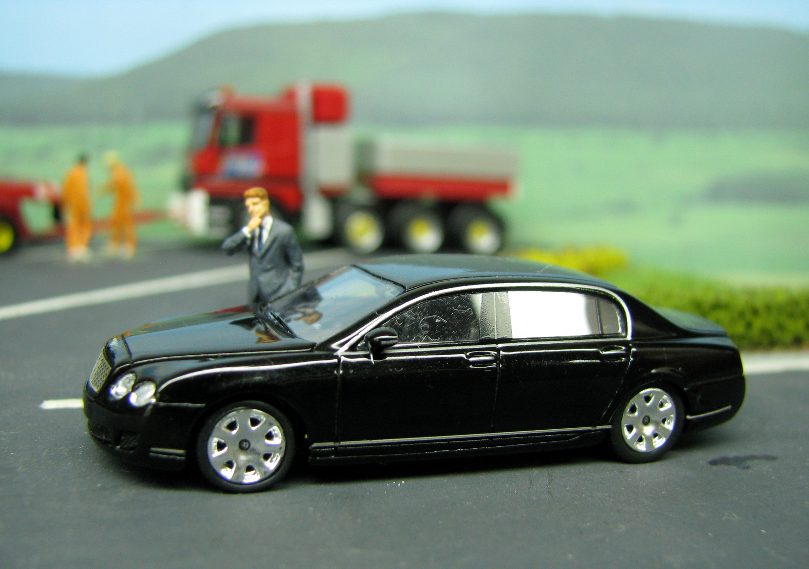 La BENTLEY du PDG de SIMTREX-EUROPE.jpg