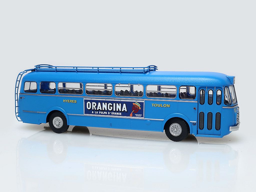 REE RENAULT R 4190.jpg