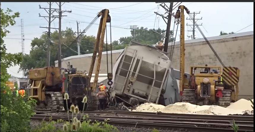 Grue relevage wagons 04.JPG