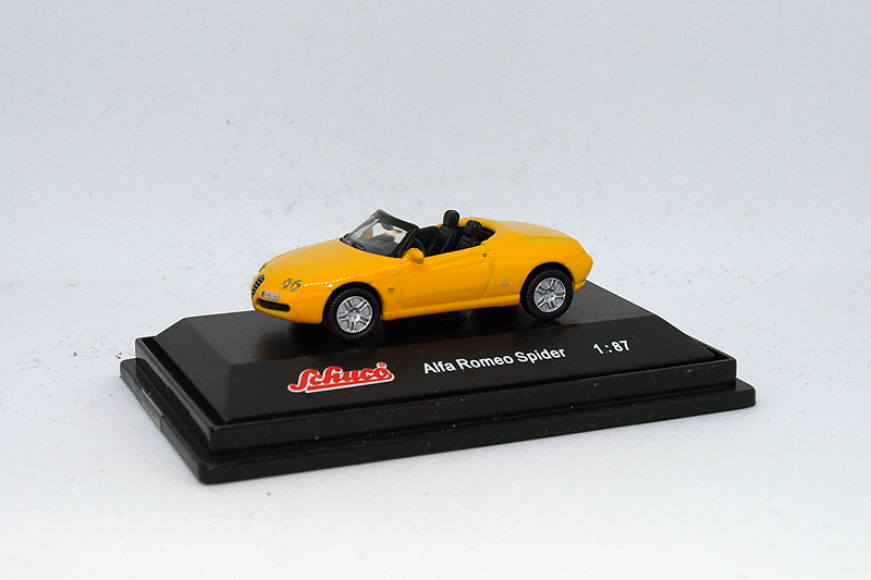 Alfa Spider/ Schuco