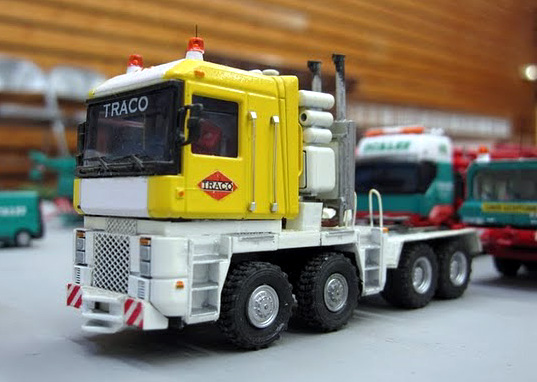 2010 05 09 AG autho 045.JPG