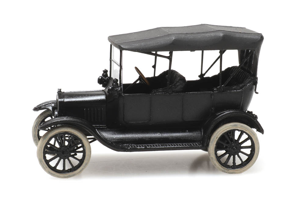 t-ford-touring-hood-up.jpg