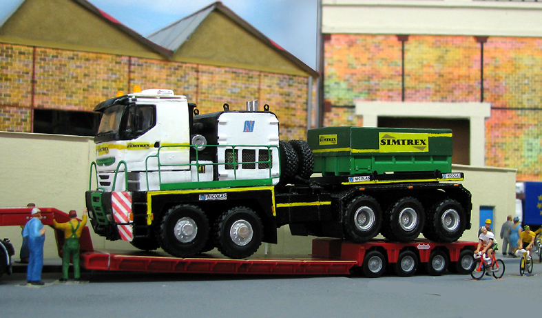 NICOLAS/TRACTOMAS  D 100