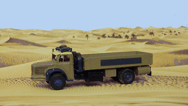 BERLIET SAHARIEN PAR MAITRE PILLET b .jpg