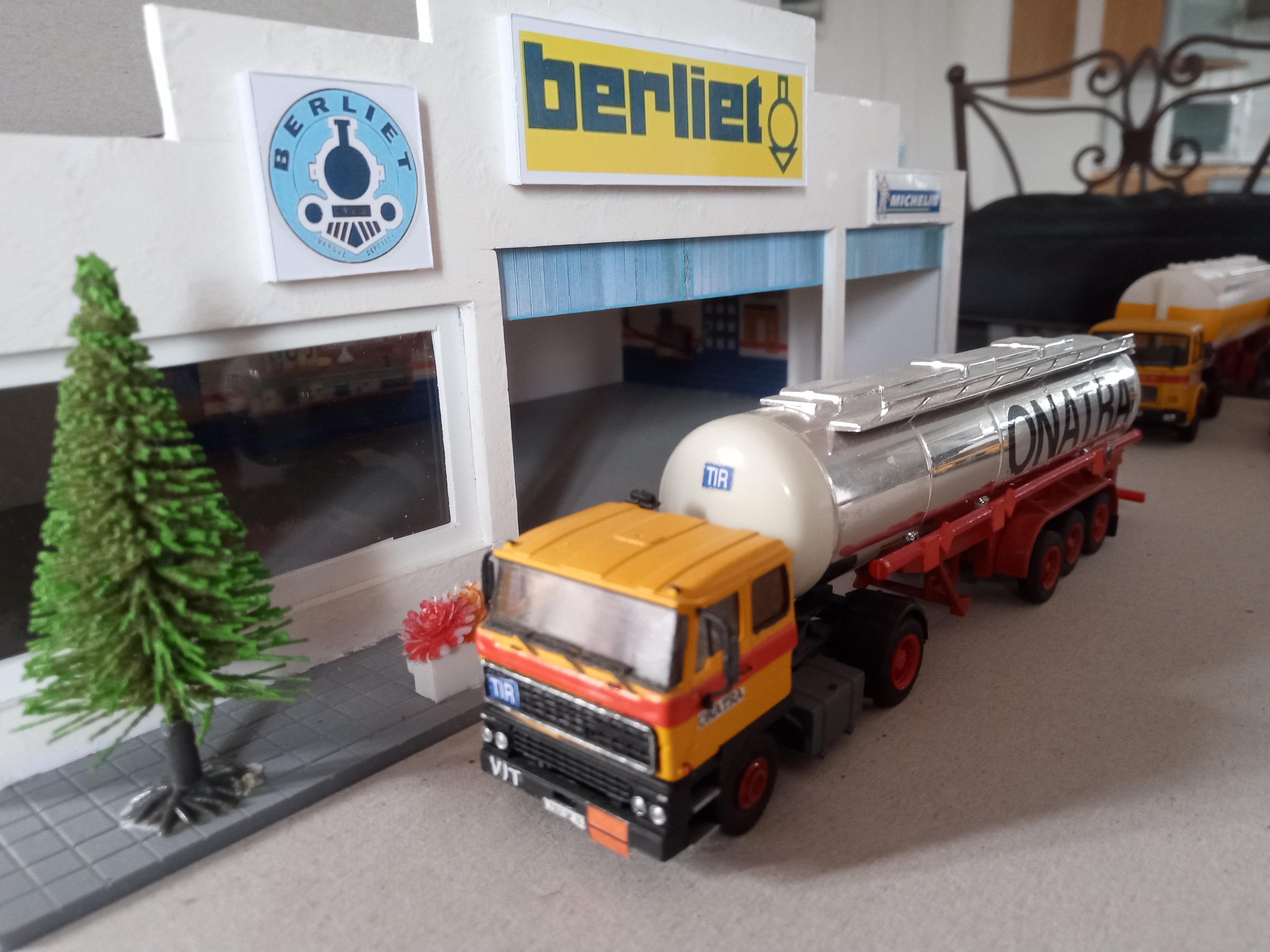Daf 2800 SR Inox.jpg