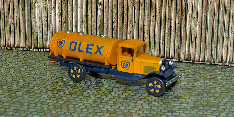 Modèle Ford de Preiser avec construction en petite série