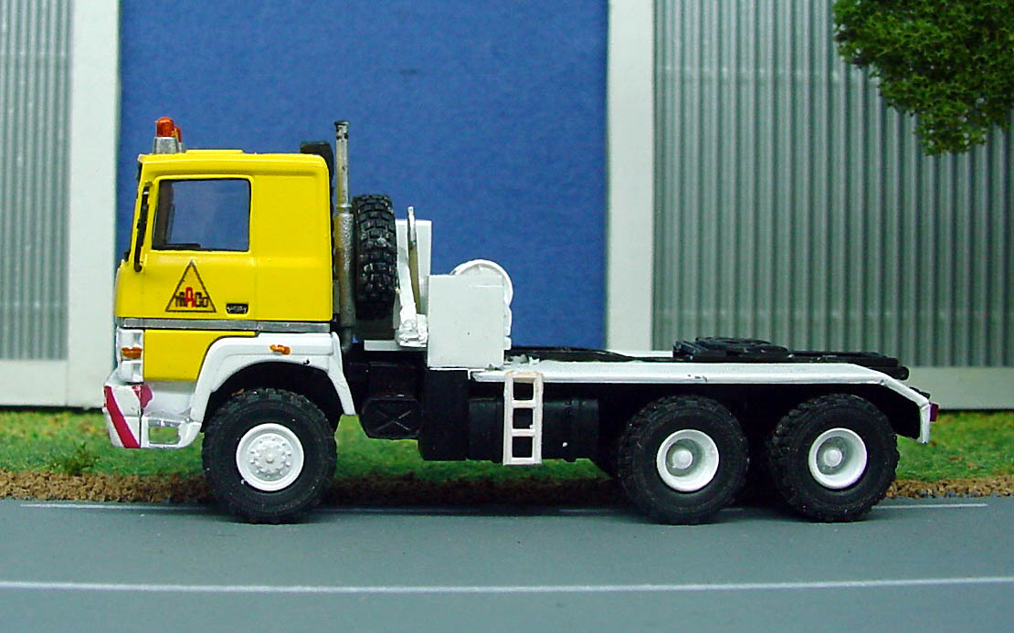 PILLET TRACO 2003 nouvelles couleurs 7.jpg