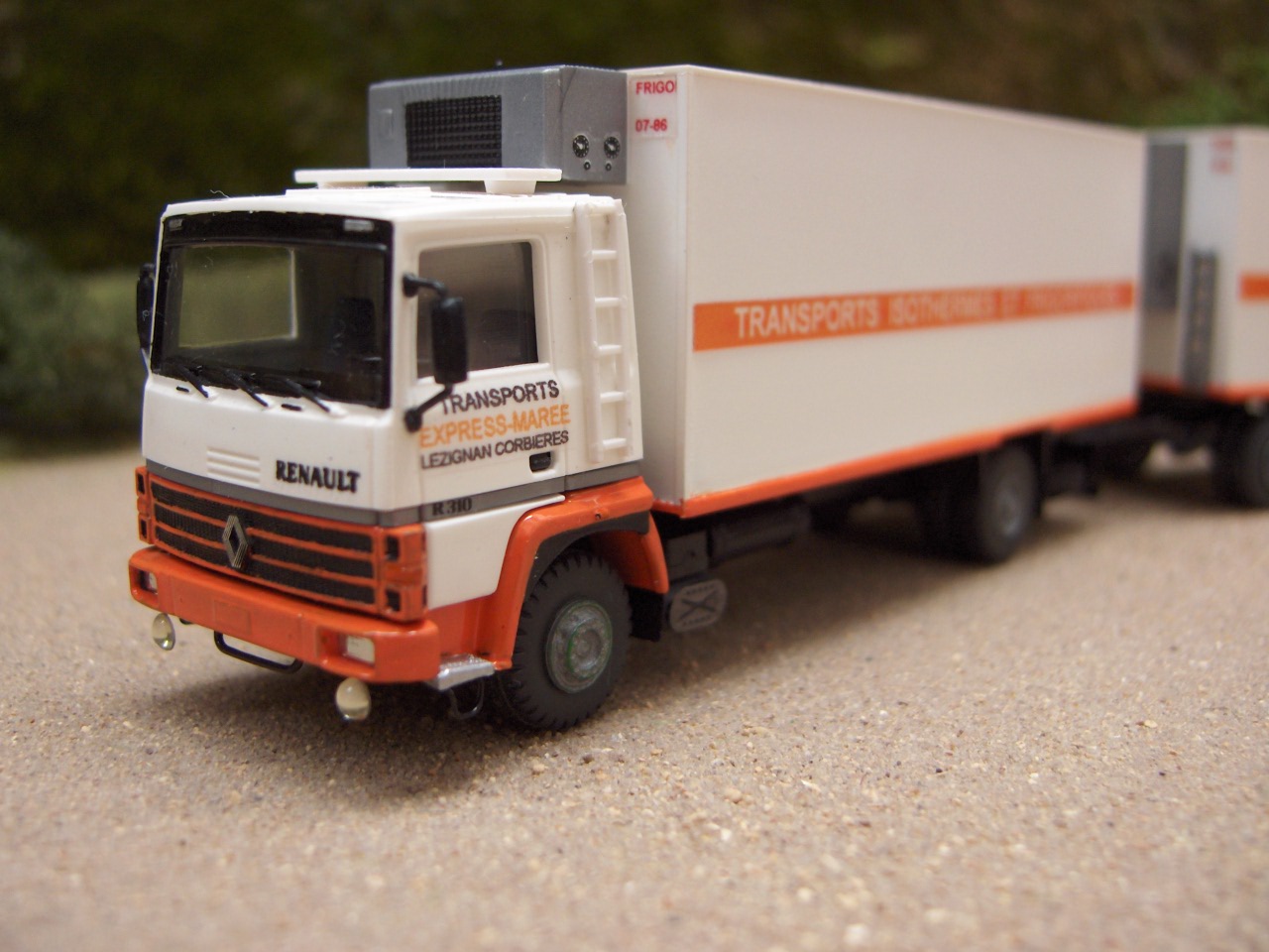 Renault R310 G.JPG