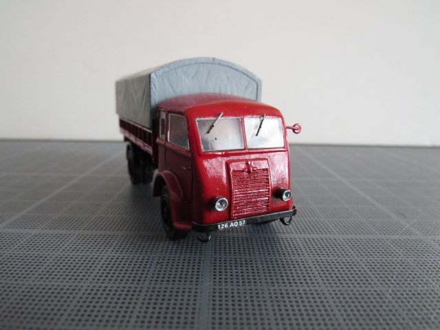 renault 4080 1.JPG