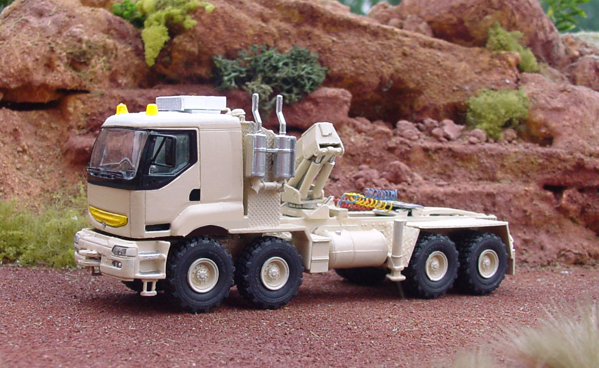 Solo 05 Proto RENAULT-TITAN 25.jpg