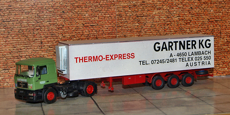 PA316610.JPG