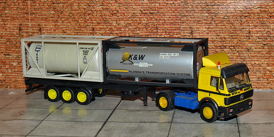 PB106713.JPG