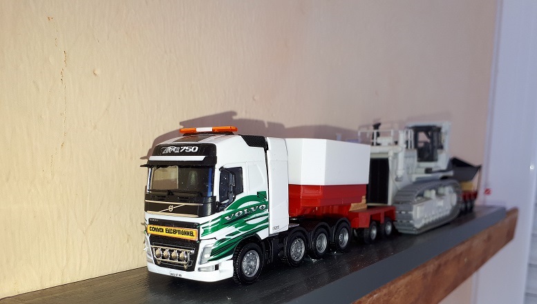 Photo N°01 JFB V8SCANIA87.jpg