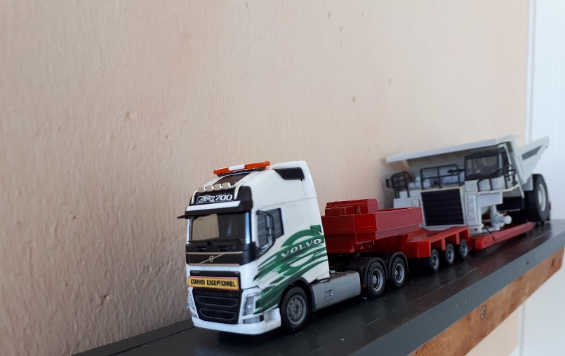 Photo N°02 JFB V8SCANIA87.jpg