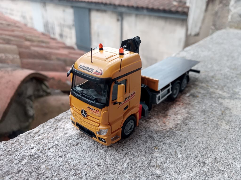 MB Actros 2542 Streamspace.jpg