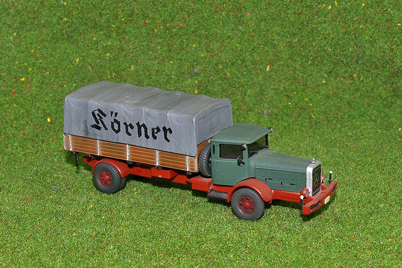 Mercedes L 6500. Construite par vos soins à partir de pièces Wiking et Roco