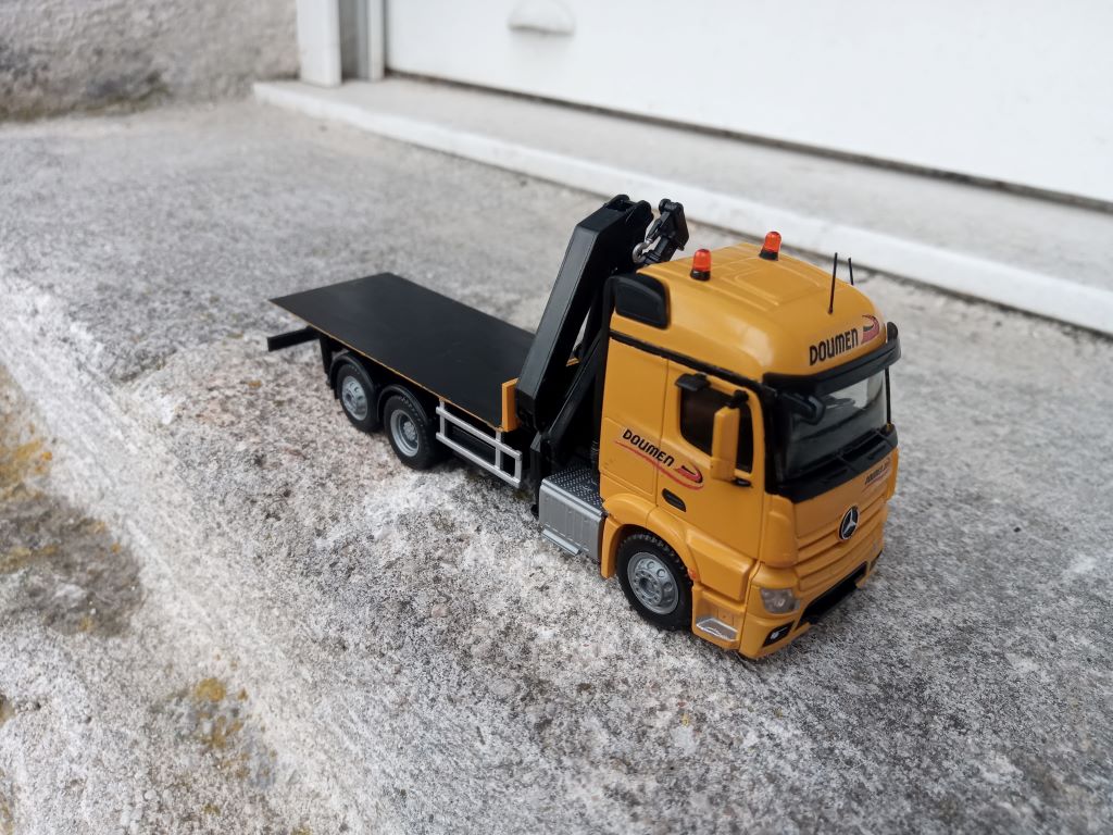 MB Actros 2542 Streamspace D.jpg