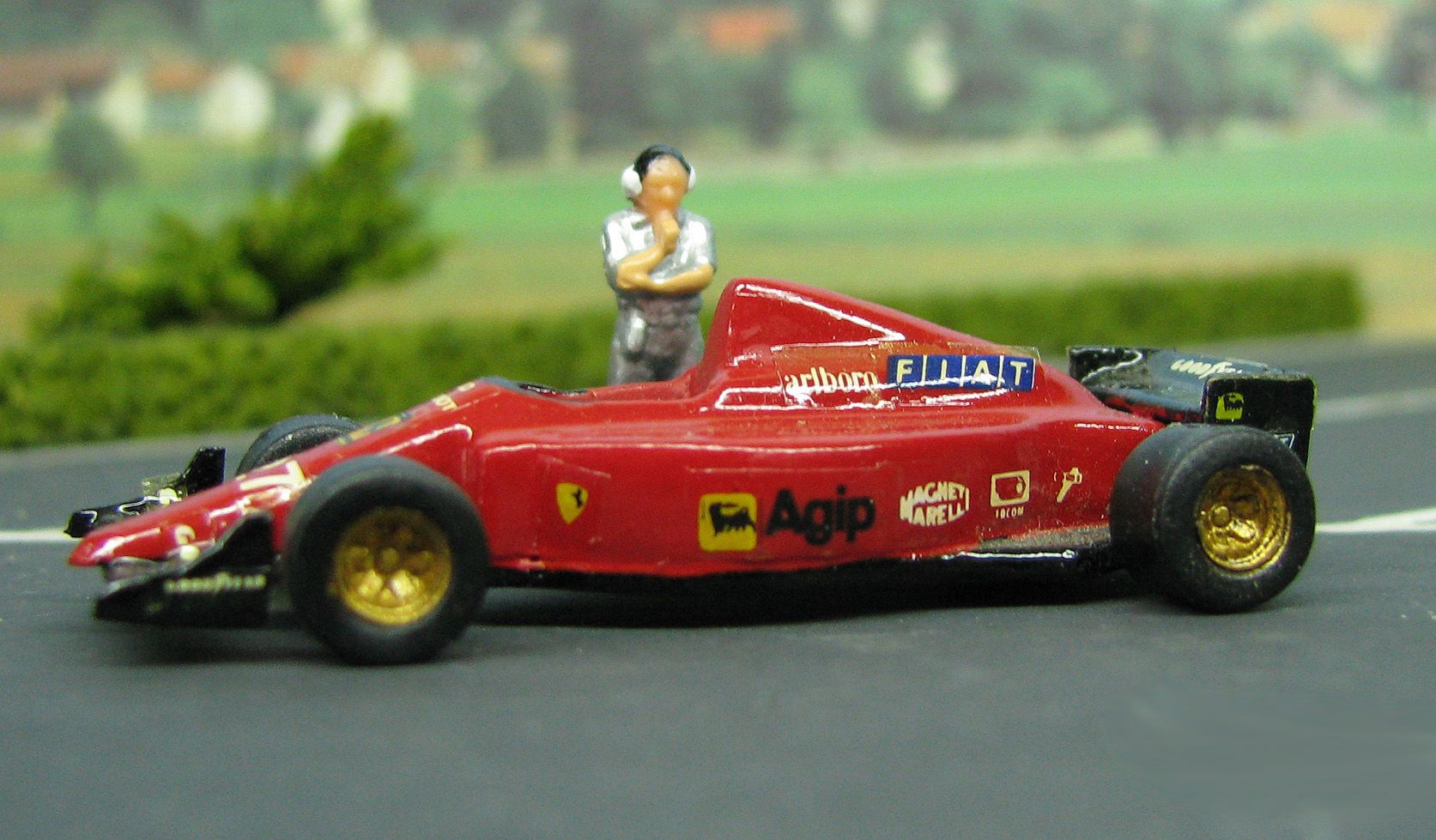 F1 FERRARI 1989 Fabricant BS Désign'.jpg
