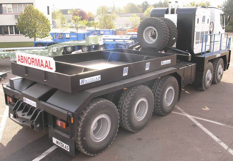 lkw_tractomas_tr100_06.jpg