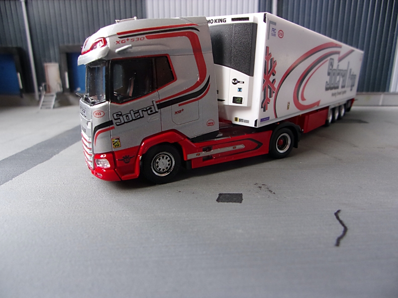 100_0110-1.jpg