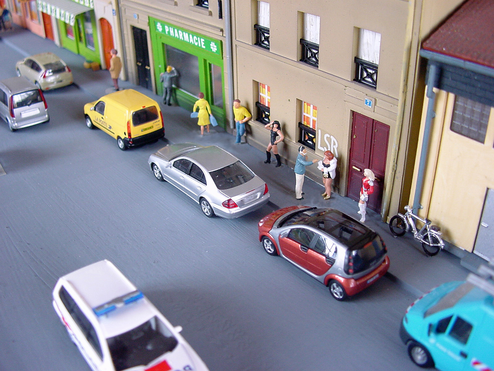 Boulevard de l'Industrie 13.jpg