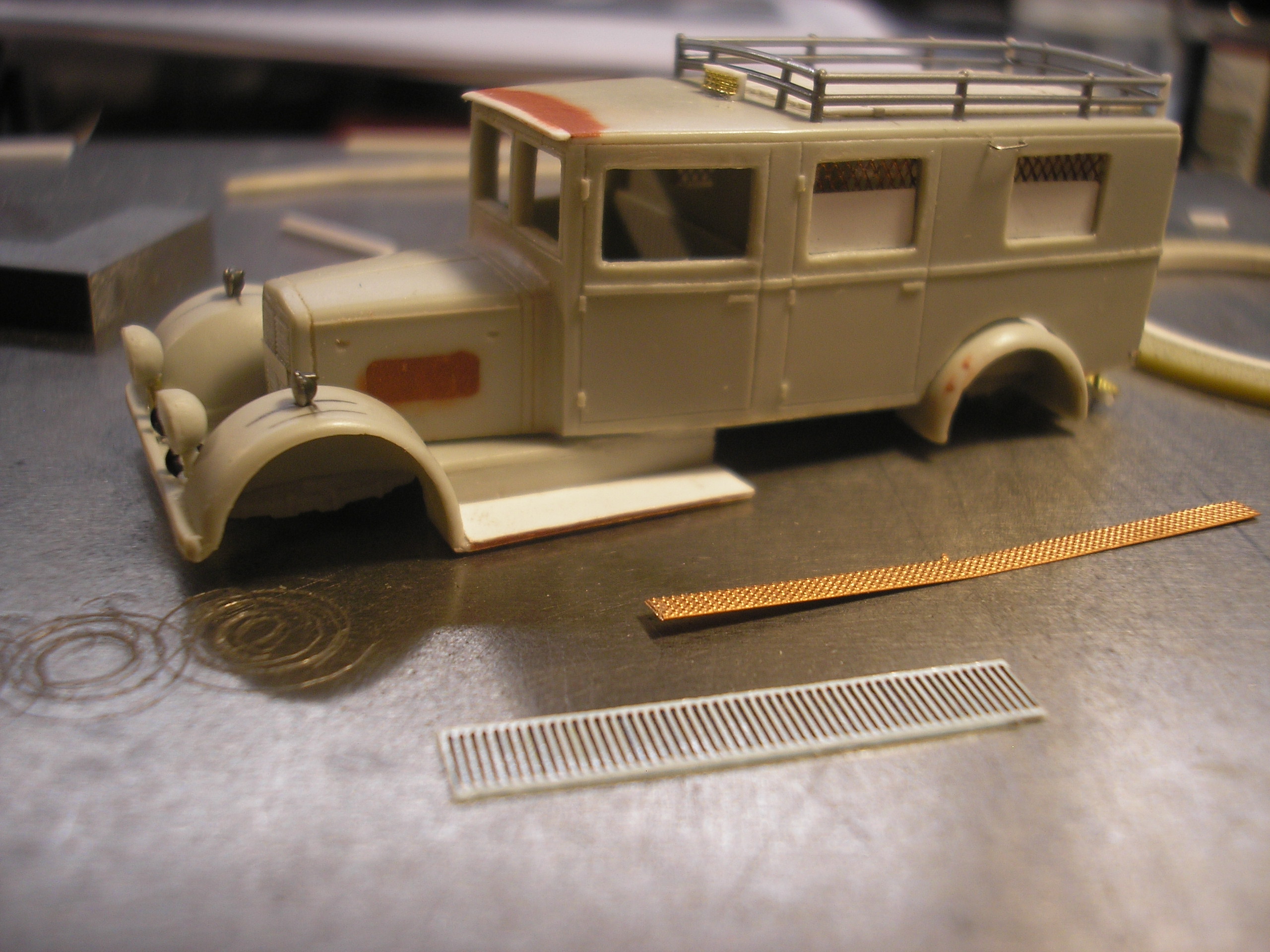 The roof rack complete, I will work the small details...