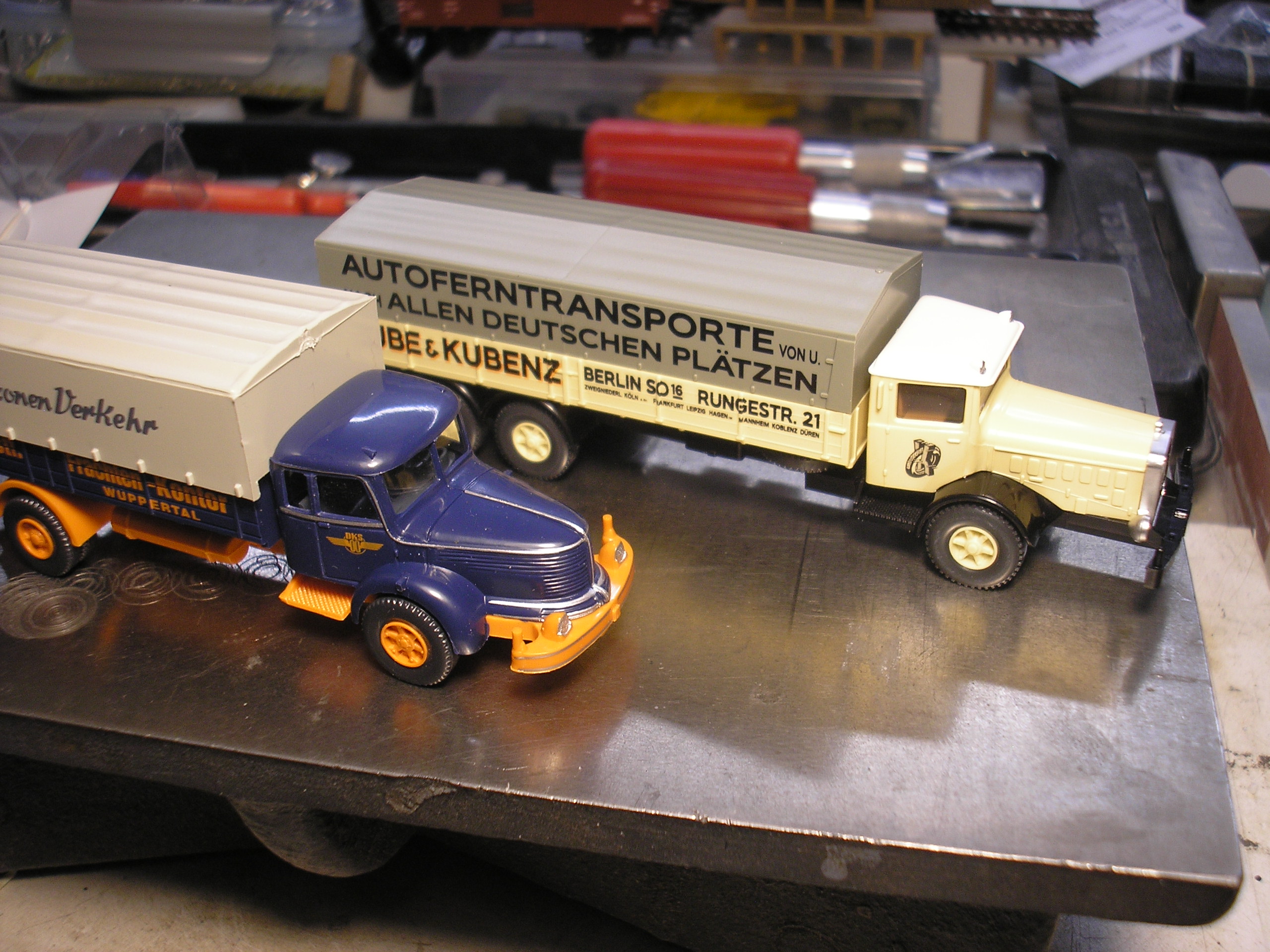 Using these two I will make the short wheelbase MB <br />6500.