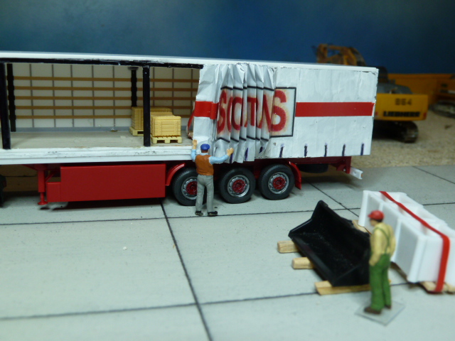 Ouverture du rideau de la semi tautliner