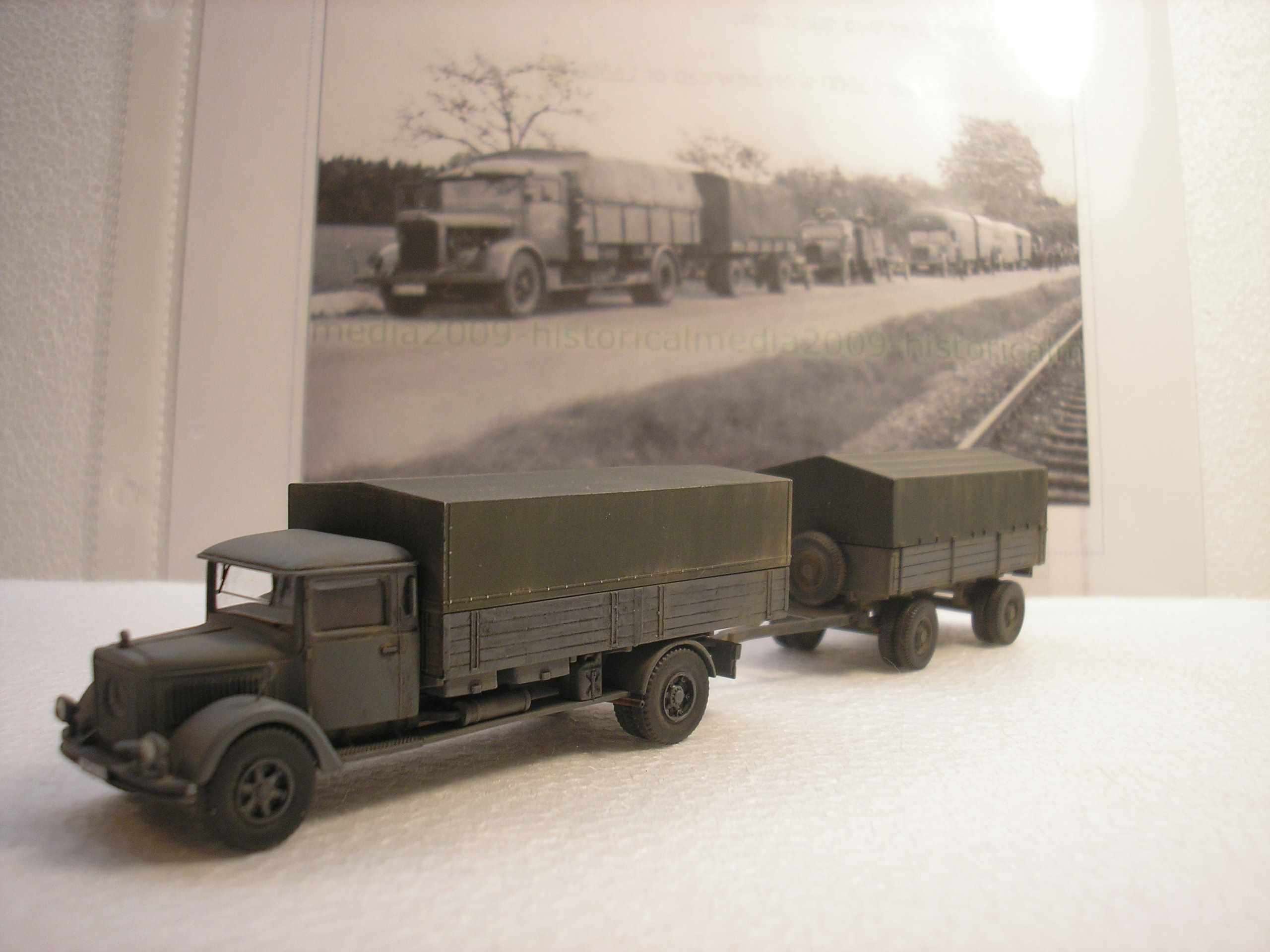 Truck and trailer with inspirational photo