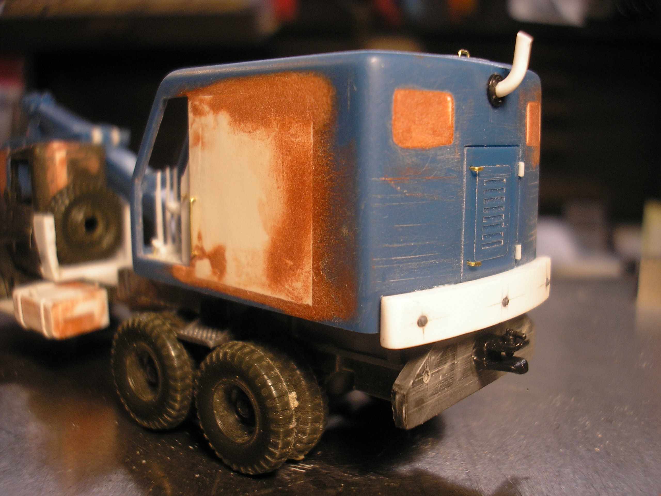 exhaust and counterweight