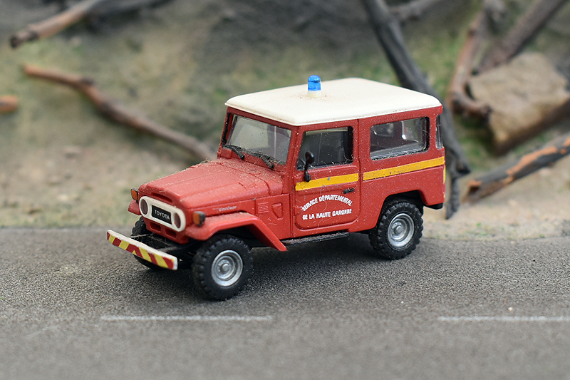 Toyota Landcruiser/ Sapeurs- Pompiers; F