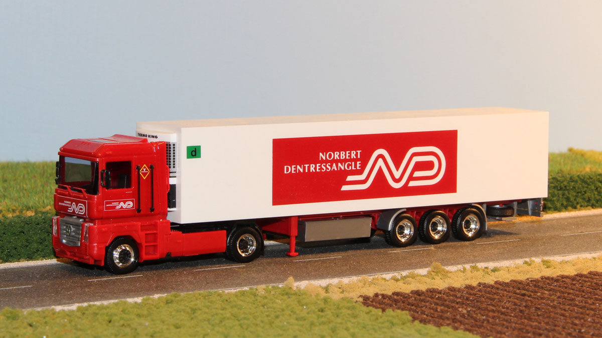 B1205.jpg