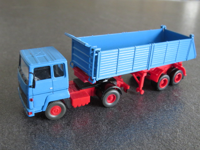 tracteur ford et benne viking 1.JPG