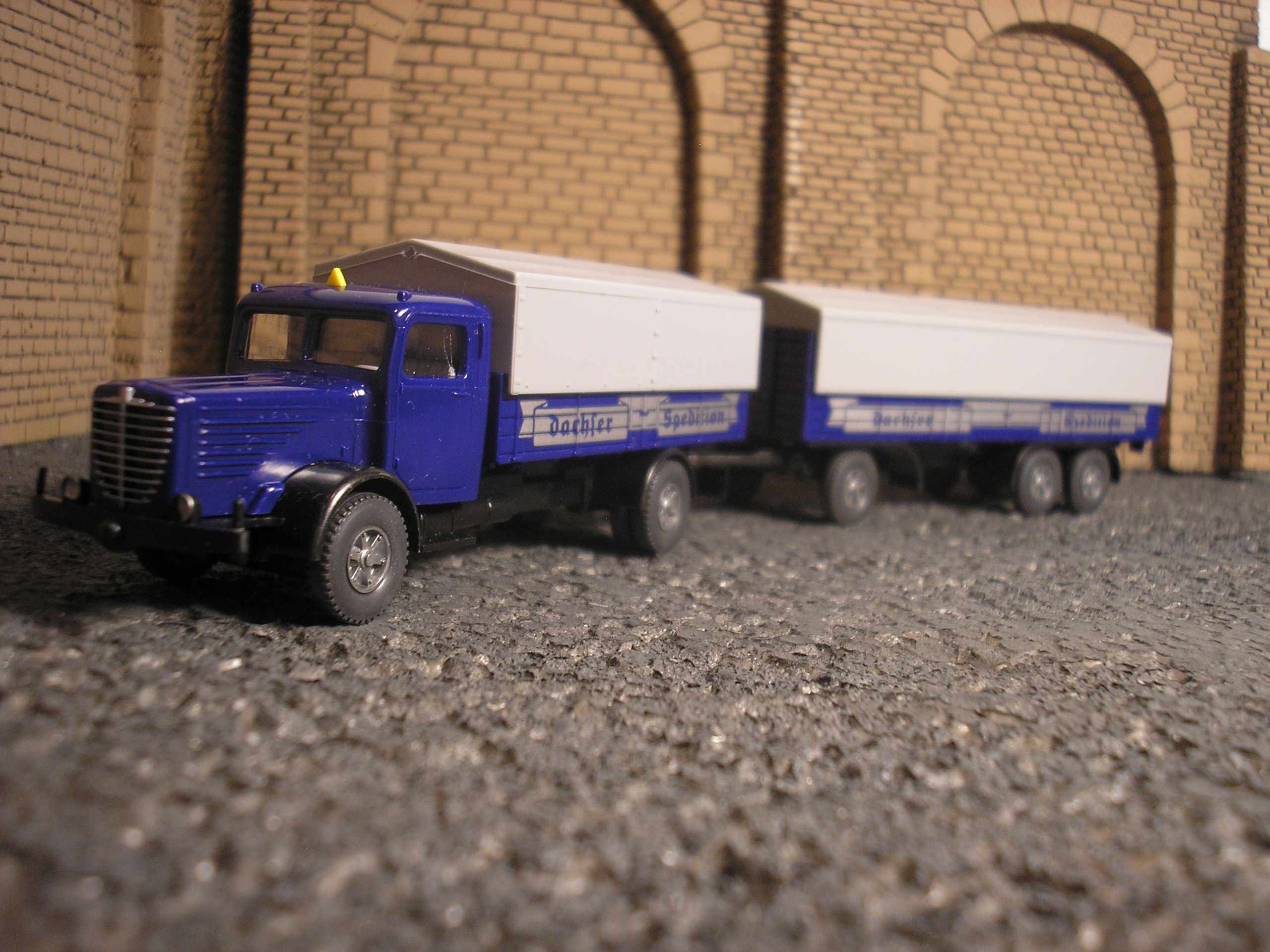 Wiking  Bussing Nag  Truck/Trailer