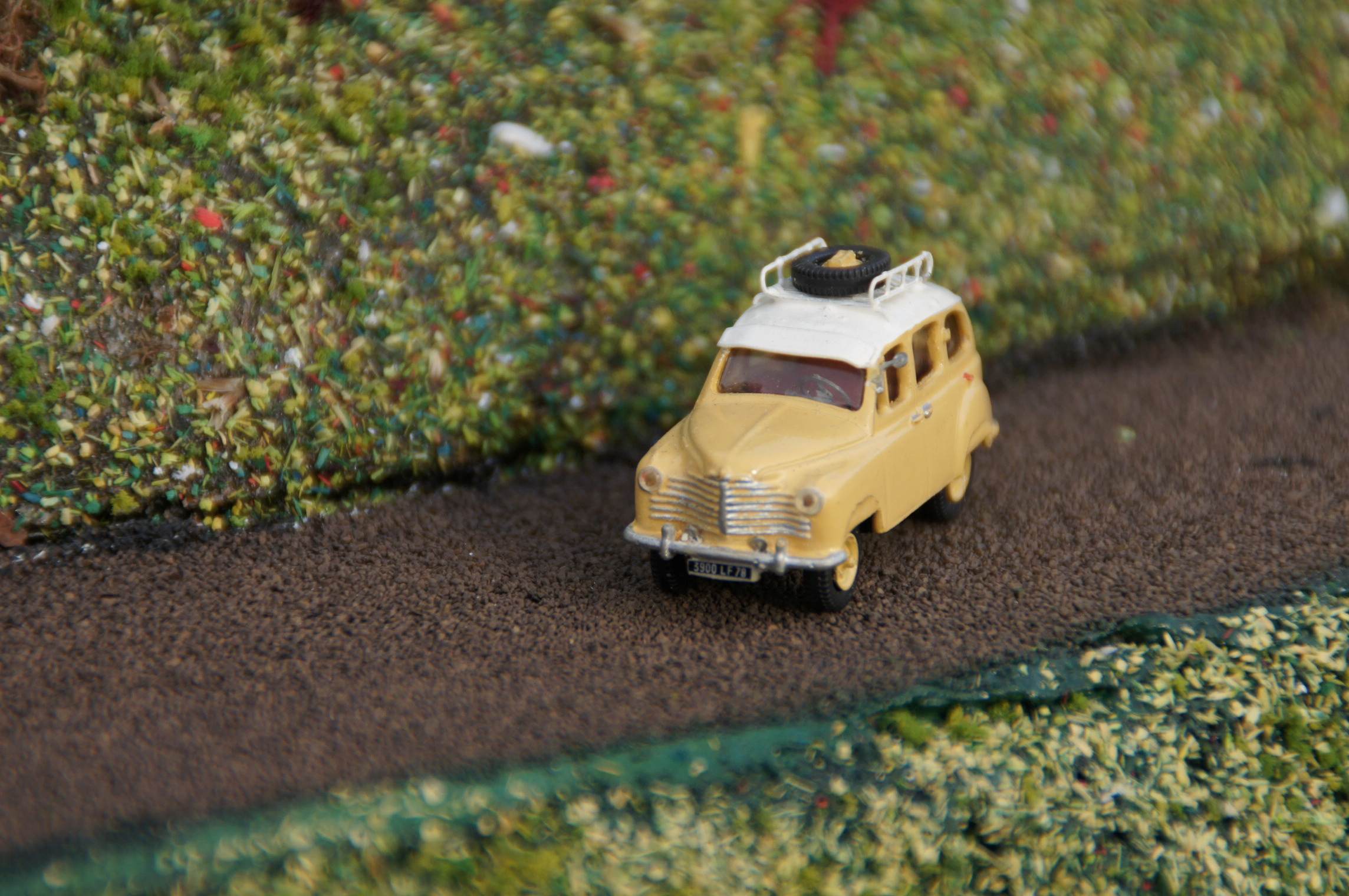 Prairie 4x4 av.JPG