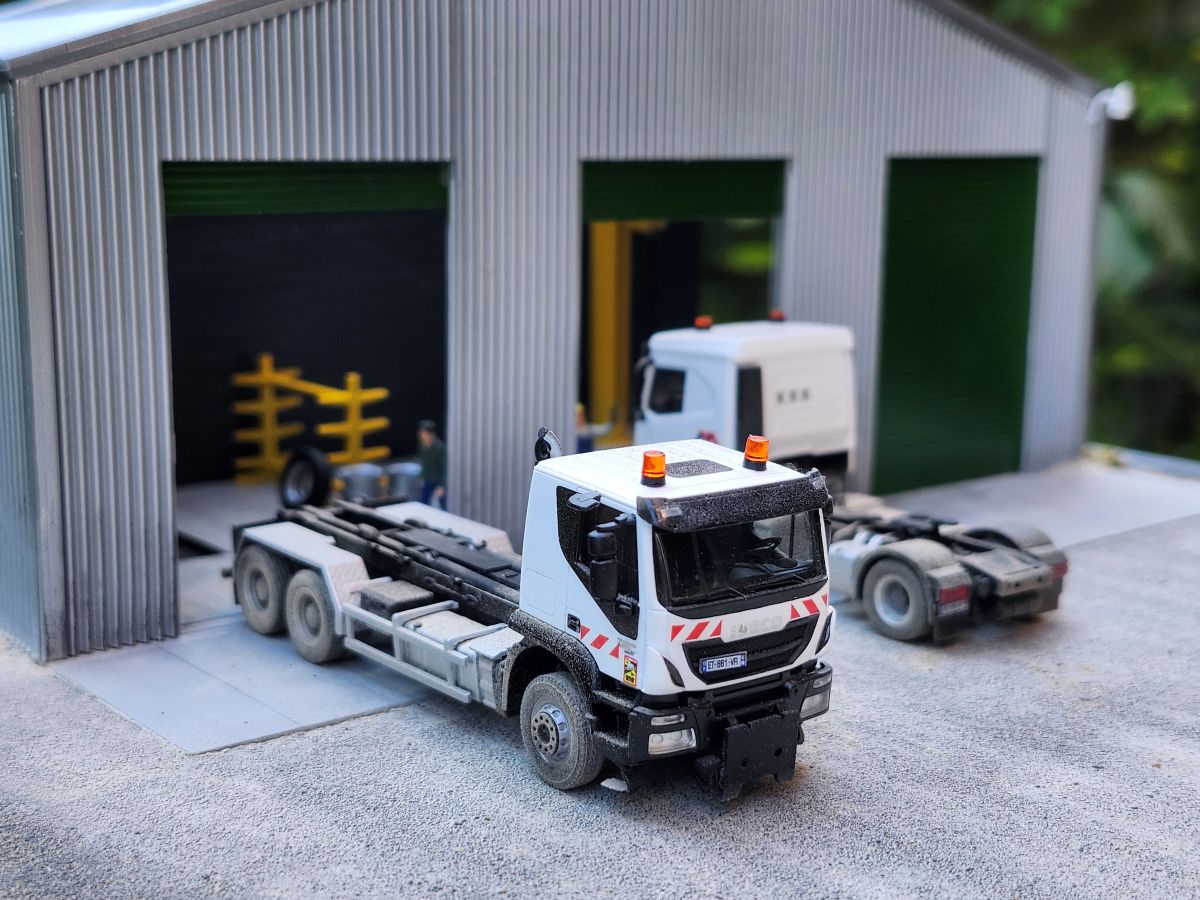 IVECO Ampliroll_Mauffrey.jpg