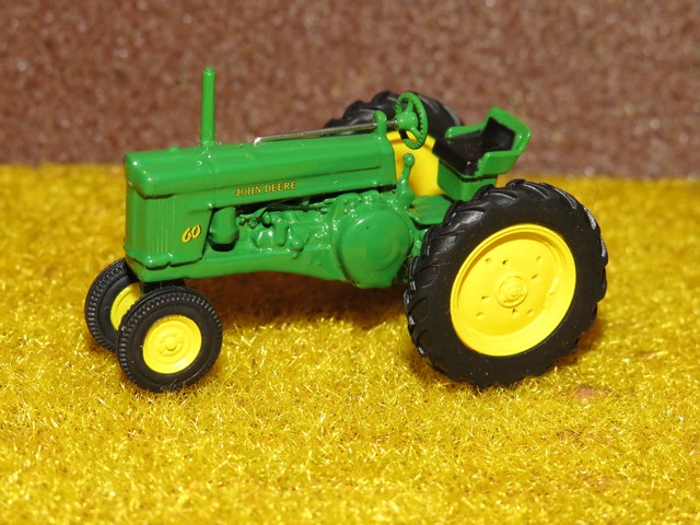John Deere        series 60                       .JPG