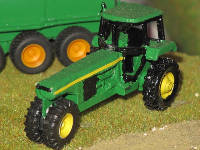 John Deere      ...JPG